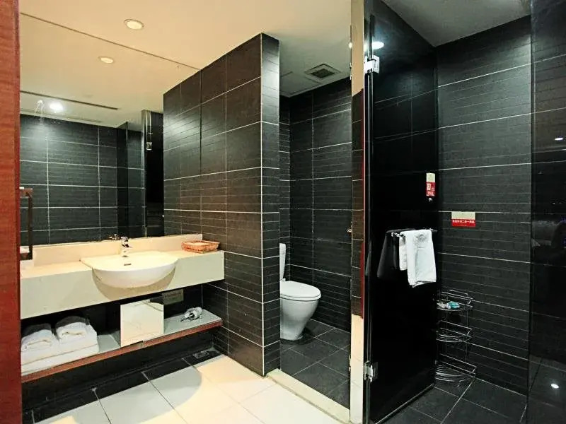 Dalian International Hotel