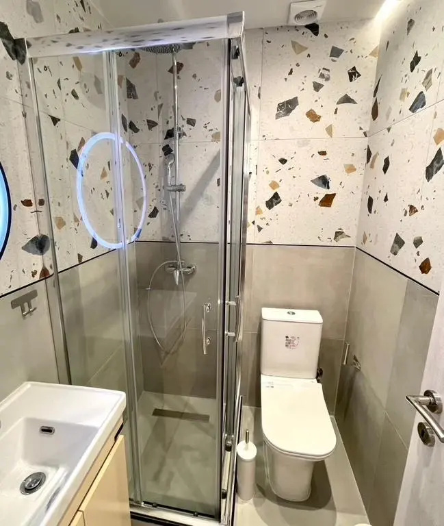Agora Luxury Studios & Suites