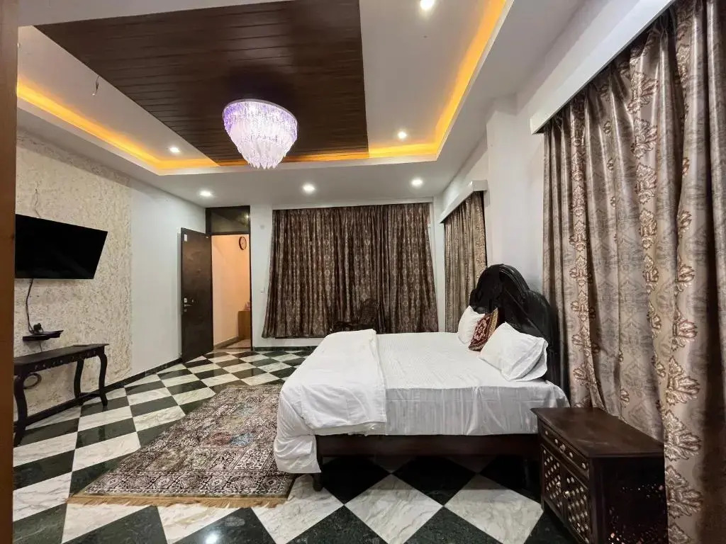 Vaaidehi Premium Stay