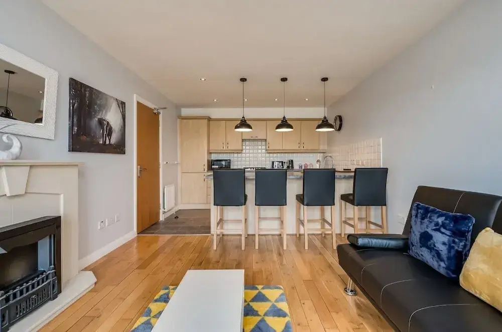 Central Belfast Apartments: Cromwell
