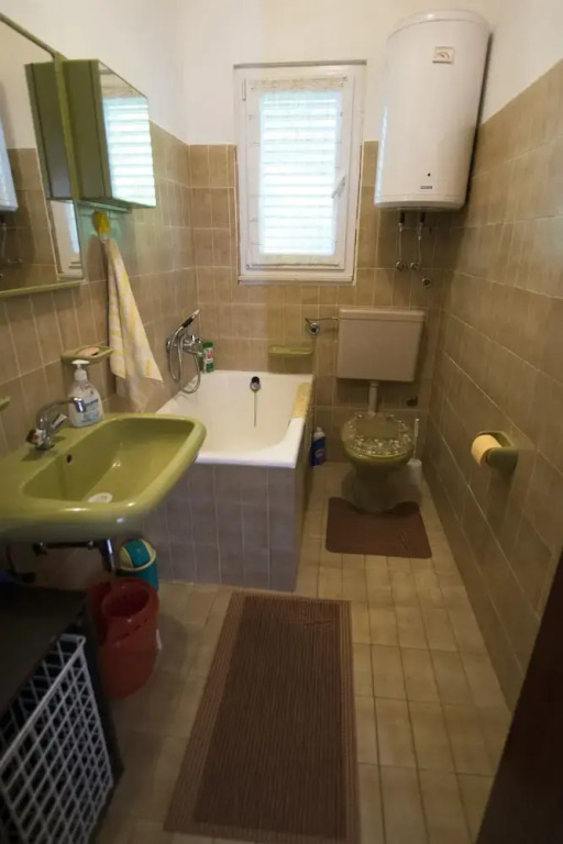 Apartment Nekic-on Quiet Location With Nice Garden