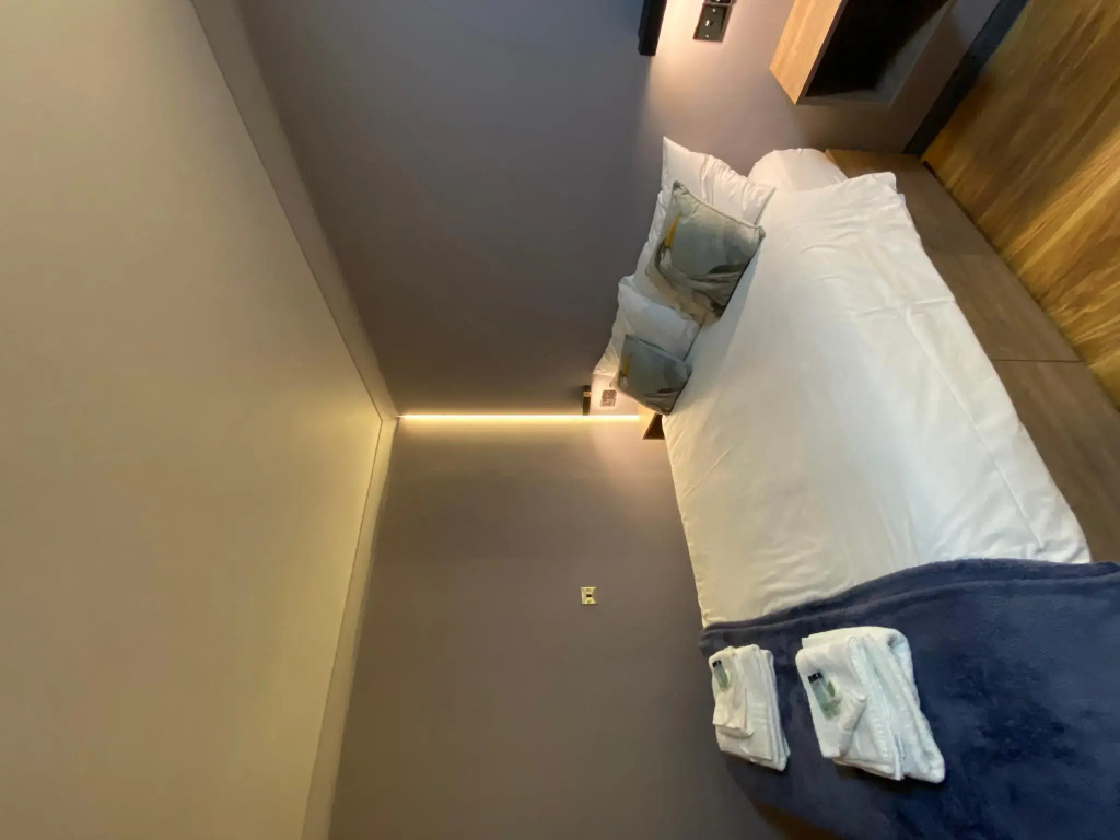 Hollybush Guest House