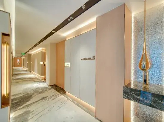 Manard International   Hotel