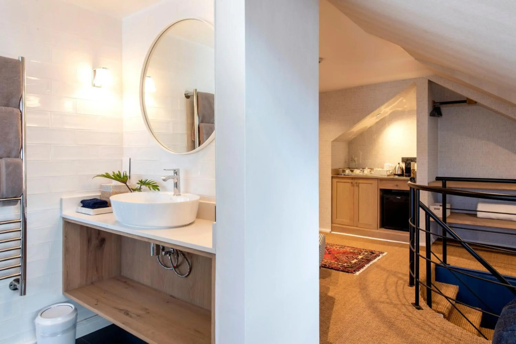 Blackheath Lodge by The Oyster Collection