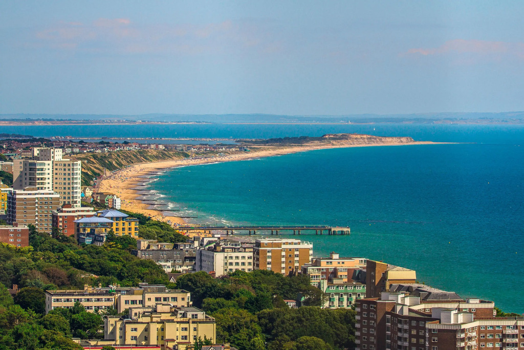 Bournemouth East Cliff by Belvilla