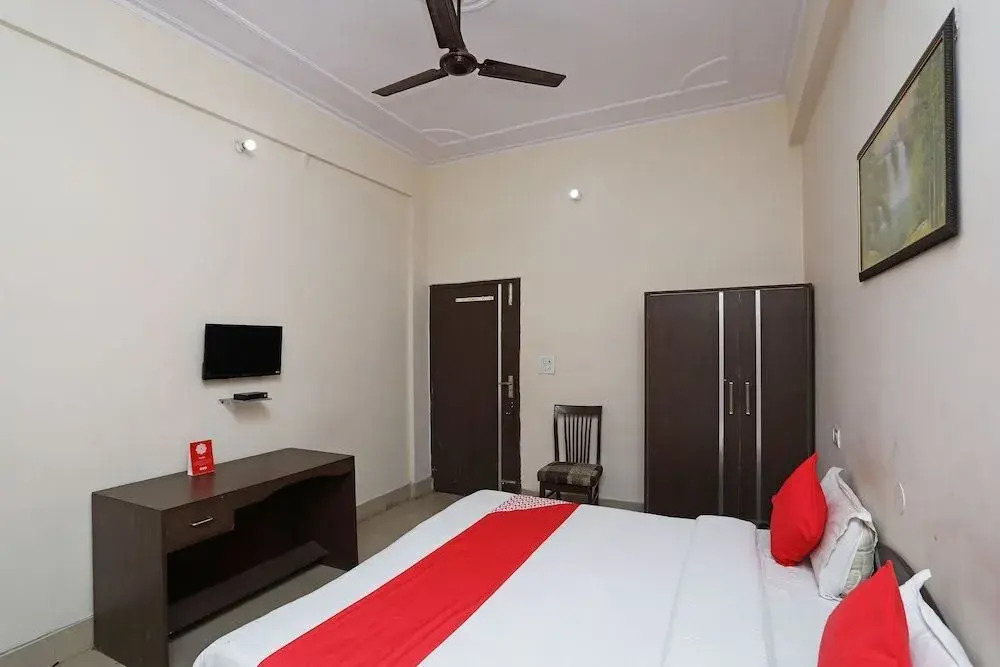 Moriya Palace By OYO Rooms