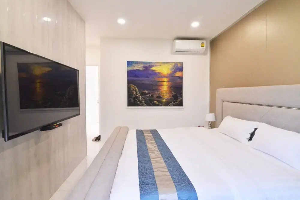 Private Pool Villa in Central Pattaya - Palmb1