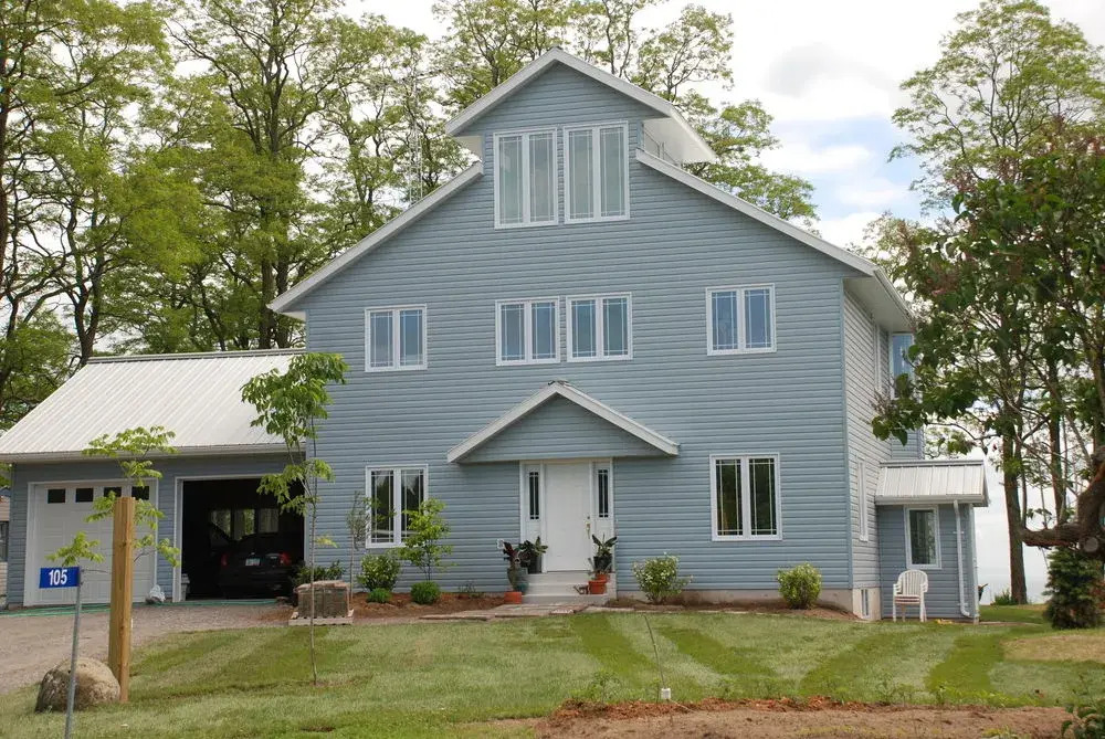 Loughbreeze Bay B&B