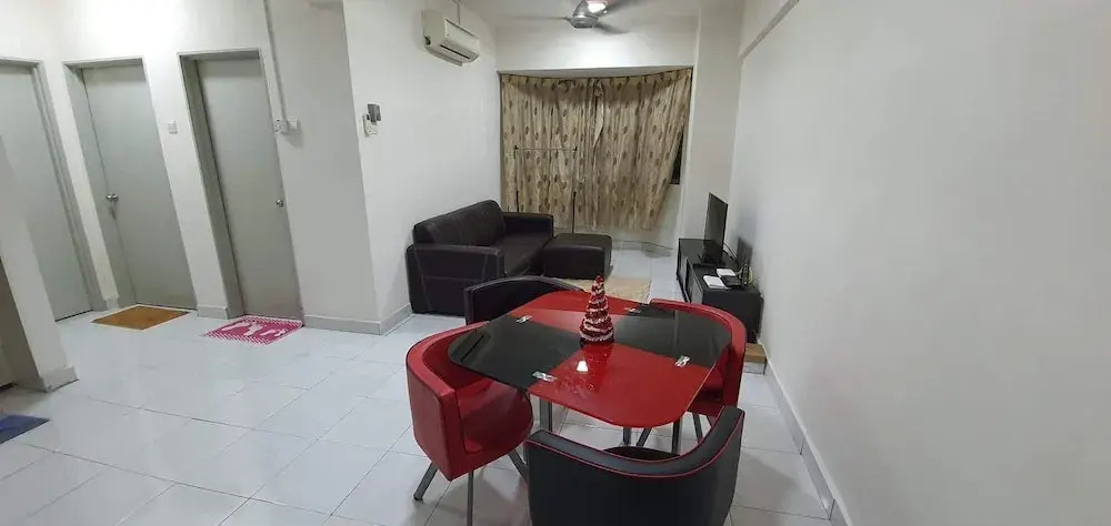 Cozy Homestay at Main Place