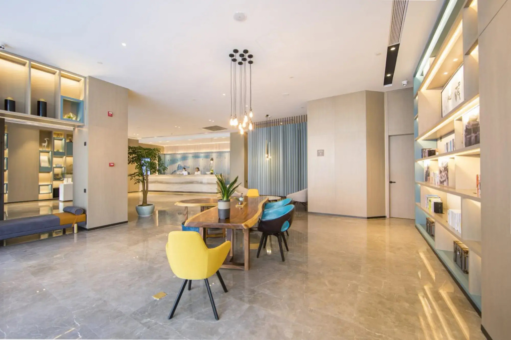 Atour Hotel Zhengzhou CBD Zhongzhou Avenue