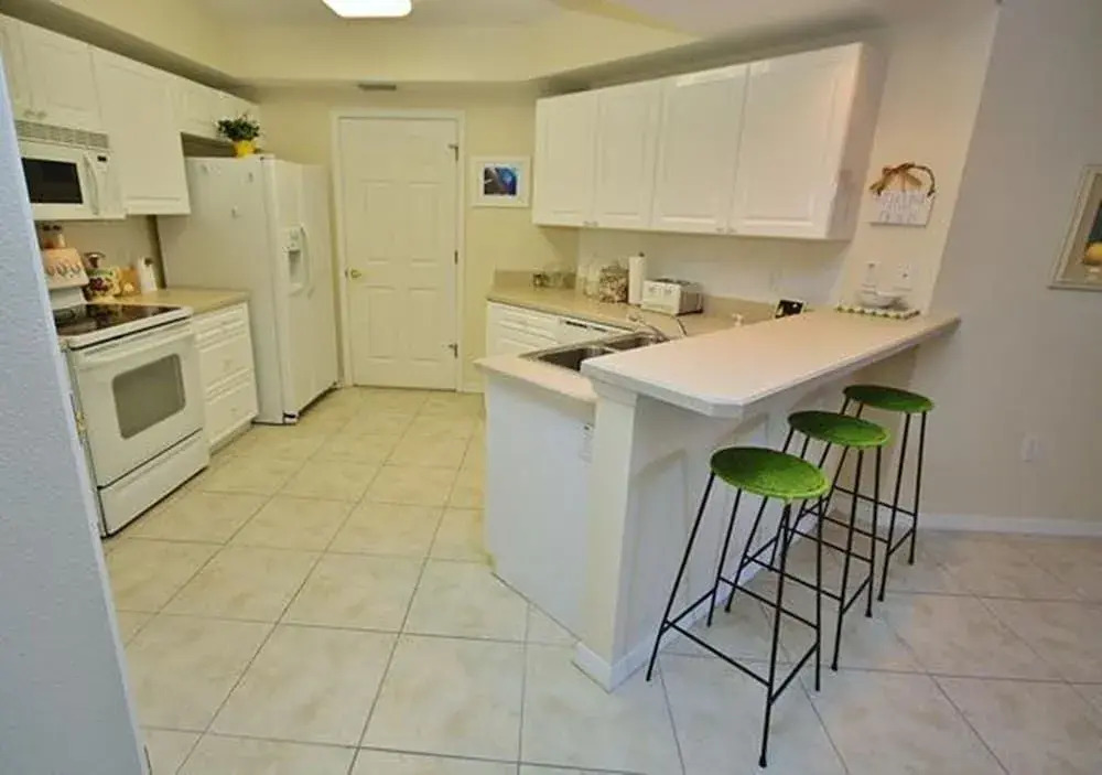 Oceanwalk 7-302 Apartment 2