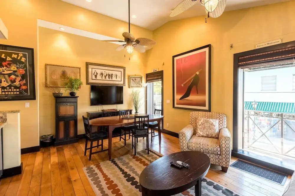 Pescado Penthouse On Duval
