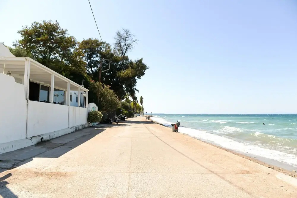 Patras Luxury Seaside House