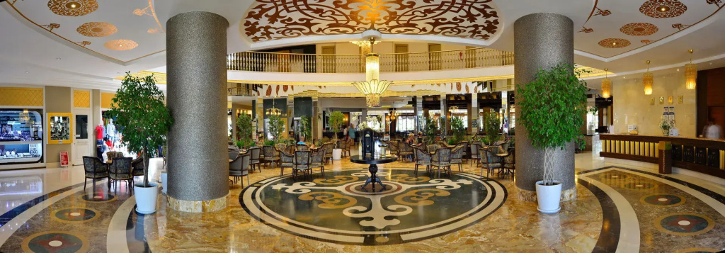 Side Crown Palace Ultra All Inclusive