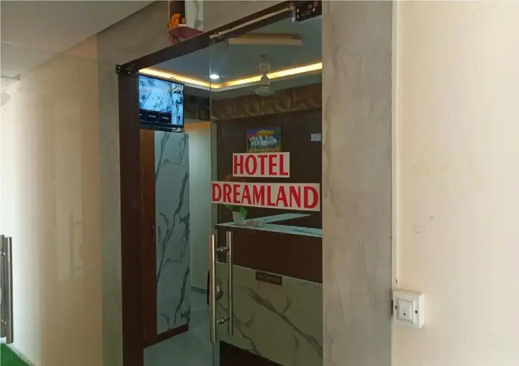 Hotel Dreamland Chandkheda