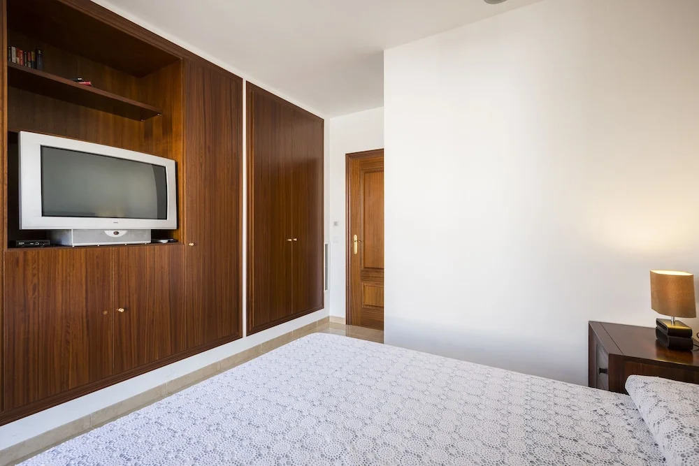 G Rentals Villa Anfos