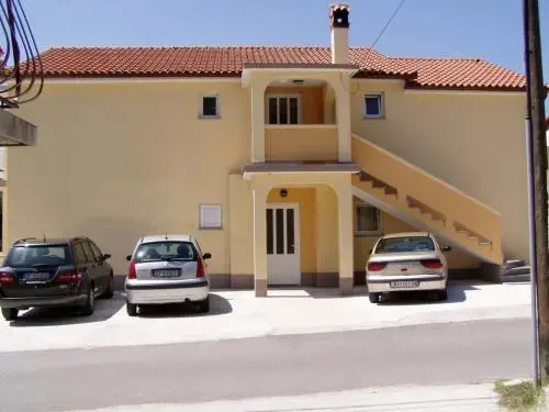 Apartments Rajska Plaza