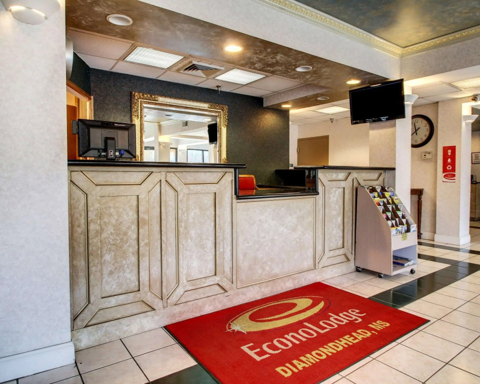 Econo Lodge Inn & Suites Diamondhead
