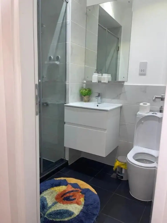 Easy Stay at Embassy Gardens Apartment