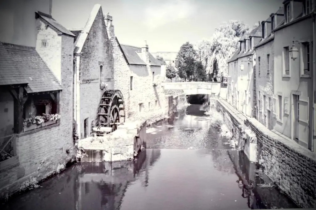City Affaire - Bayeux Omaha