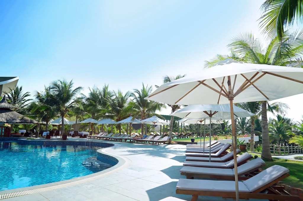 Sandunes Beach Resort & Spa