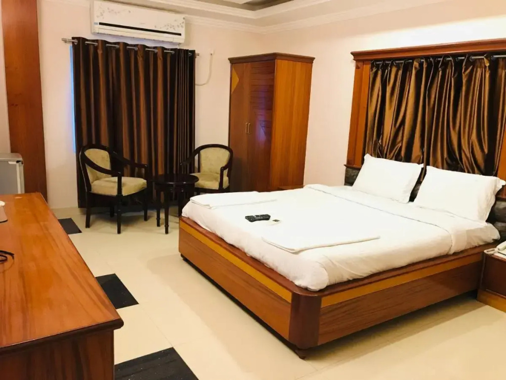 OYO Townhouse Anantapur Near Srikantam Circle