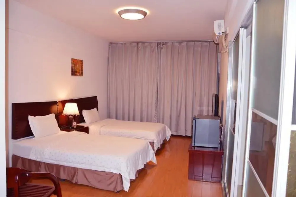 She and He Hotel Apartment