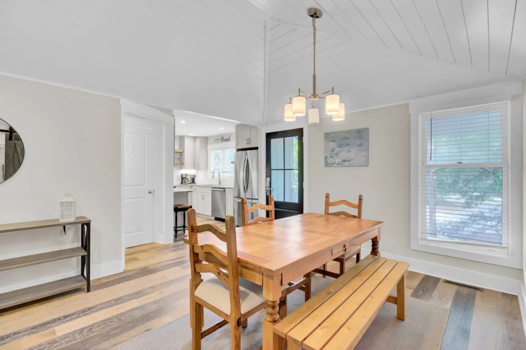 10 Sandcrab Court by Avantstay Beautiful Home w/ Deck, Walk to the Beach