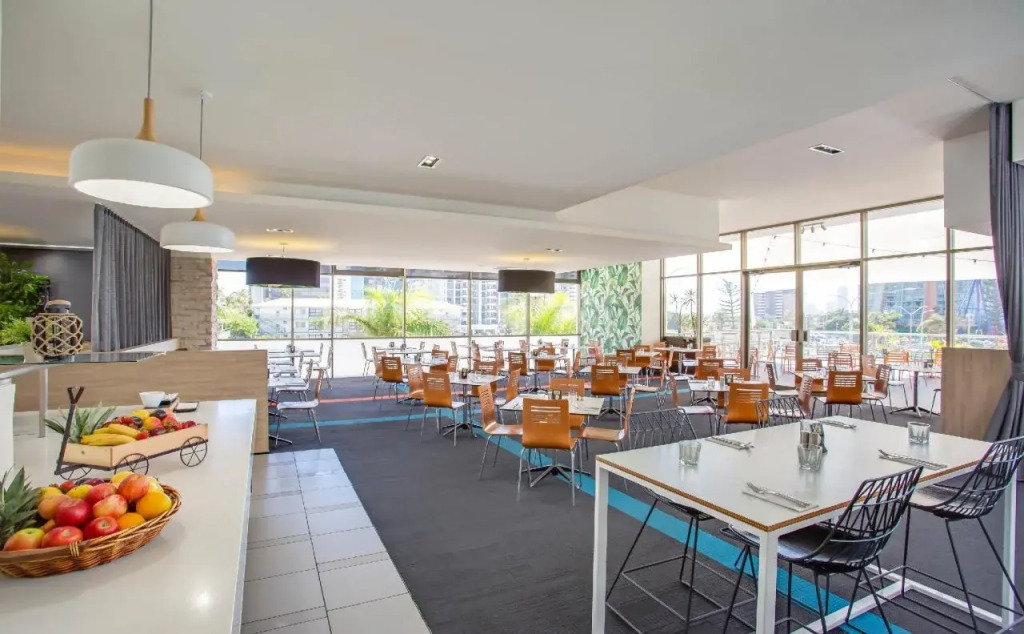 Hotel Apartments on 22 View Avenue, Surfers Paradise