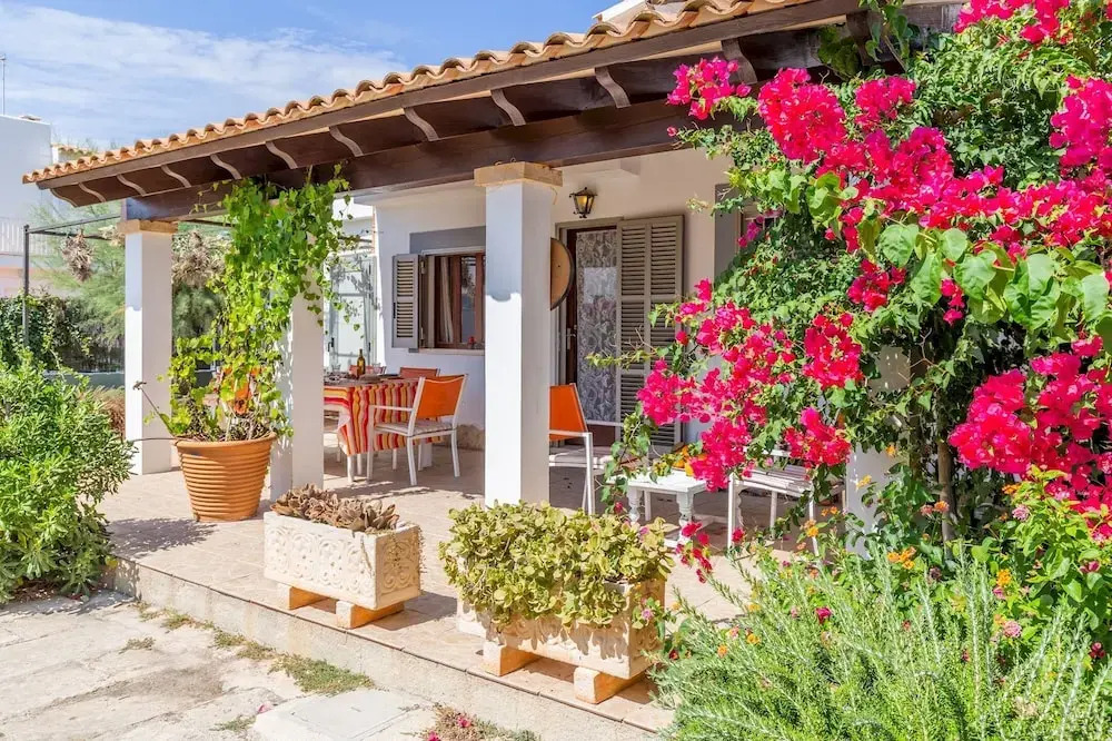 Sea side Cottage in Son Serra Marina 4 persons