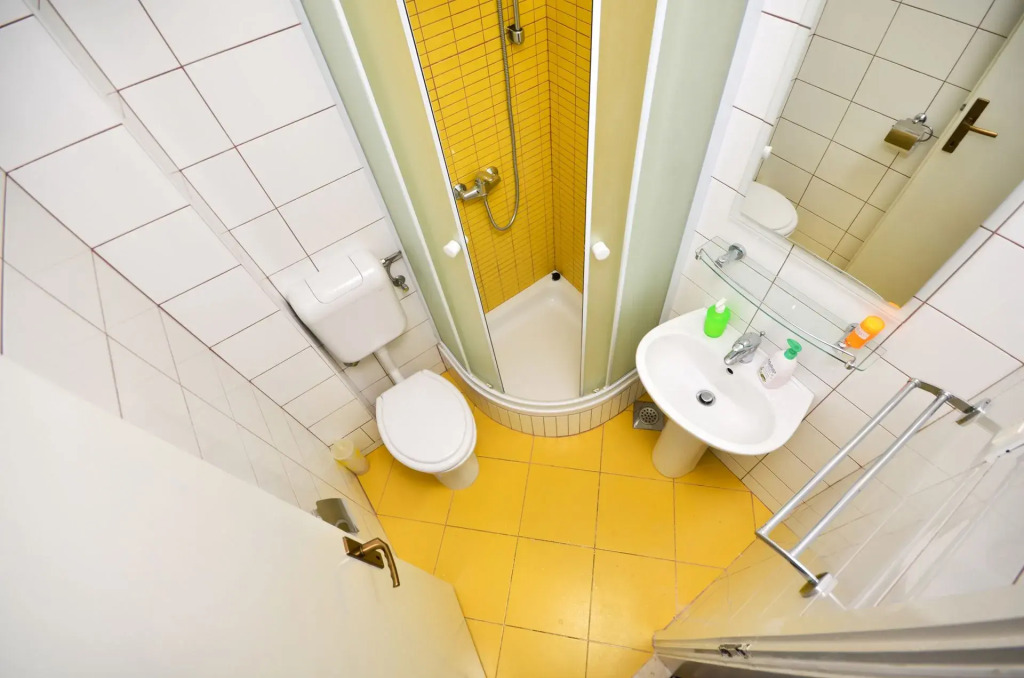 Apartment Zrine - comfortable with a balcony: A1 Makarska, Riviera Makarska