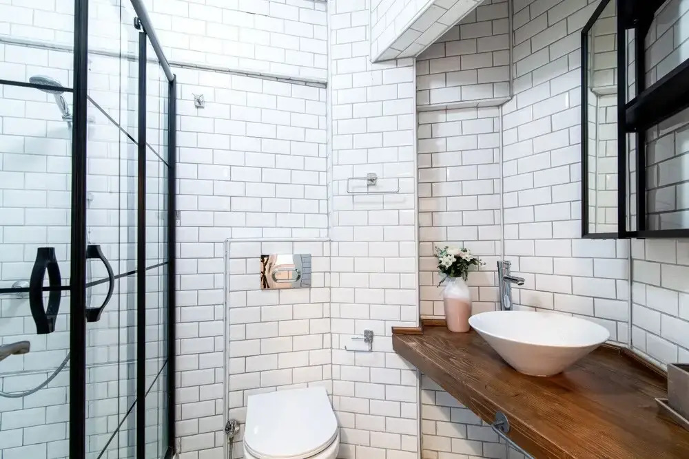 Modern Flat Close to Istiklal Street With Balcony