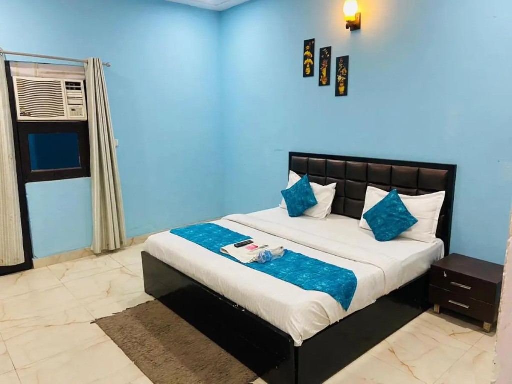 OYO Flagship 80585C Hotel Kings Stay