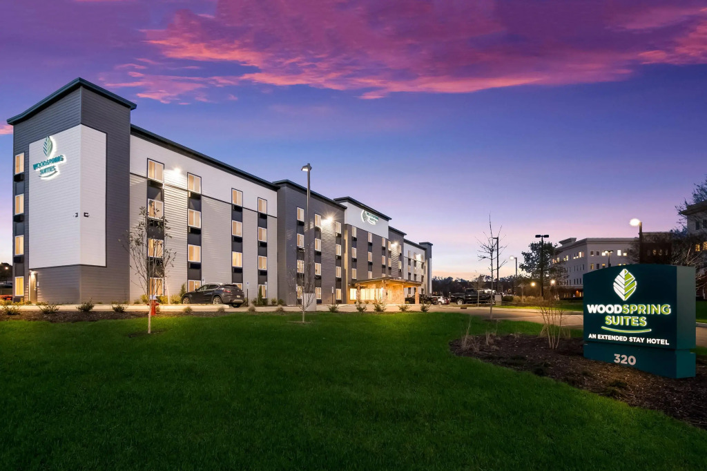 WoodSpring Suites Knoxville West