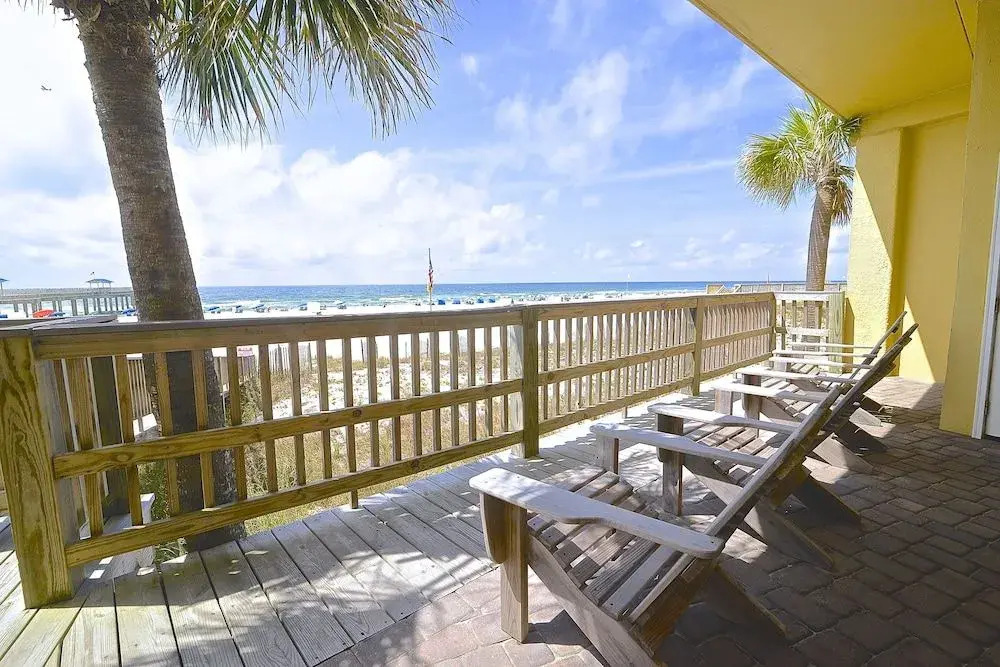 Emerald Skye 21 1 Bedroom 1 Bathroom Condo