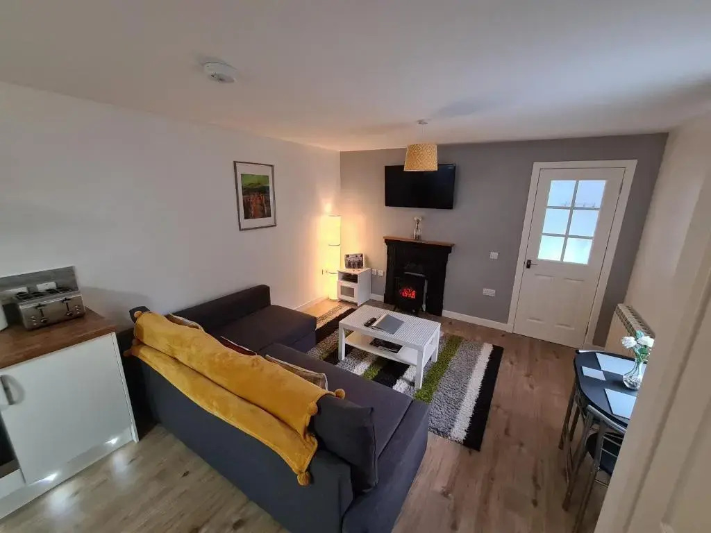 Bradley Apartment