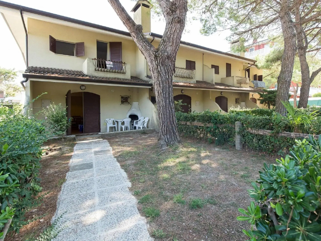 Nice villa in Porto Santa Margherita with shared pool