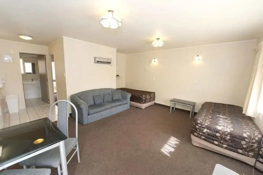 Geneva Motor Lodge