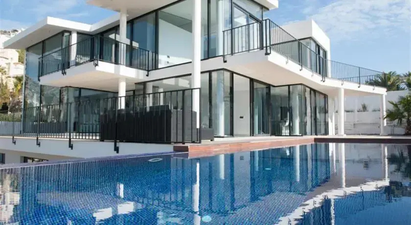 Villa of glass Altea hills