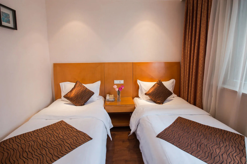 Chengdu Taiji Business Hotel