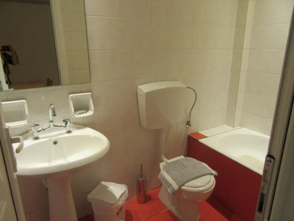 Avra Aparthotel