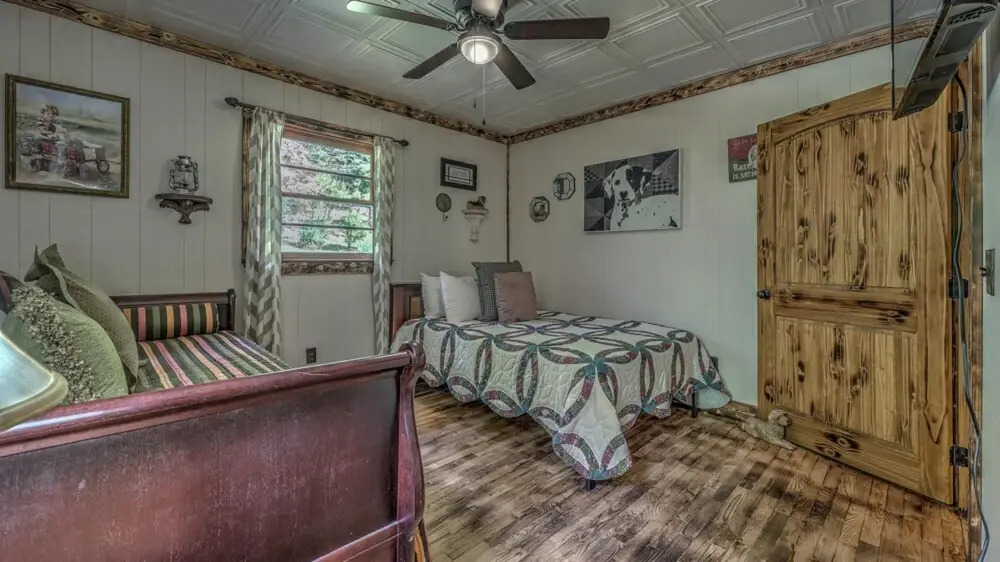 Ralph and Irene's by Escape to Blue Ridge