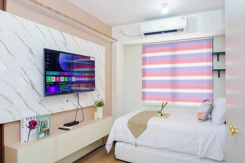 Compact Look Studio At Meikarta District 2 Apartment