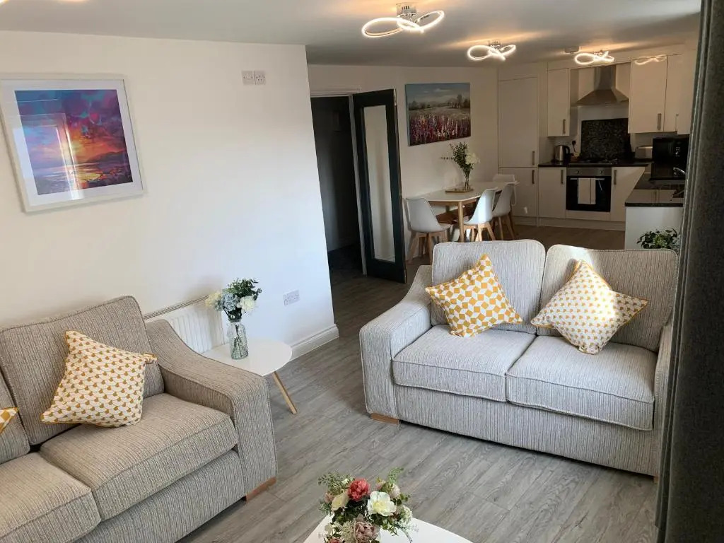 2 Bed- Harmony Court Luxury 2 bed Apartment