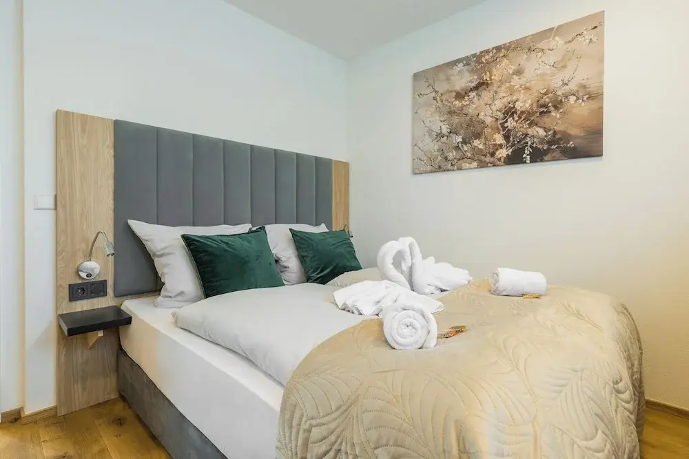 MK Apartments