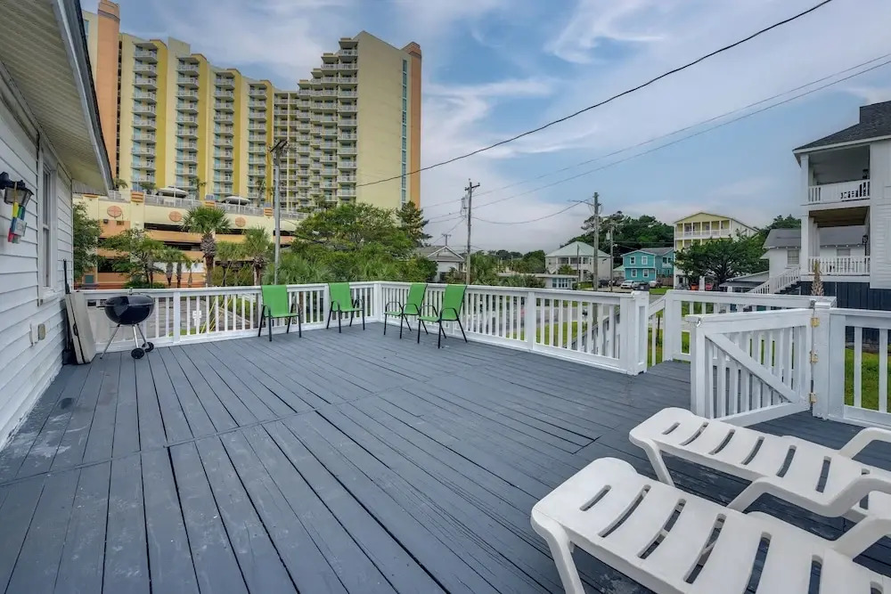 Walk to Shore: Home w/ Deck in North Myrtle Beach