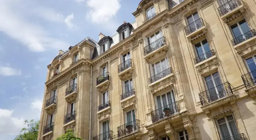 Home in La Défense