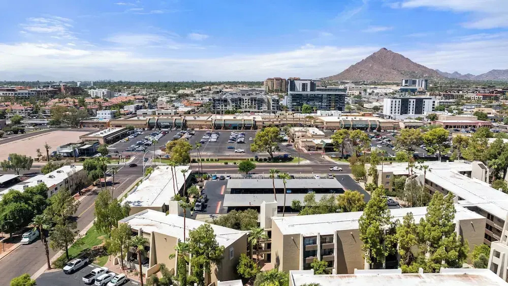 Primo Scottsdale Location w Heated Pool