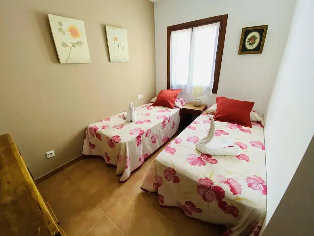 Individual Villa With Heated Solar Energy Pool With a Temperature of 30