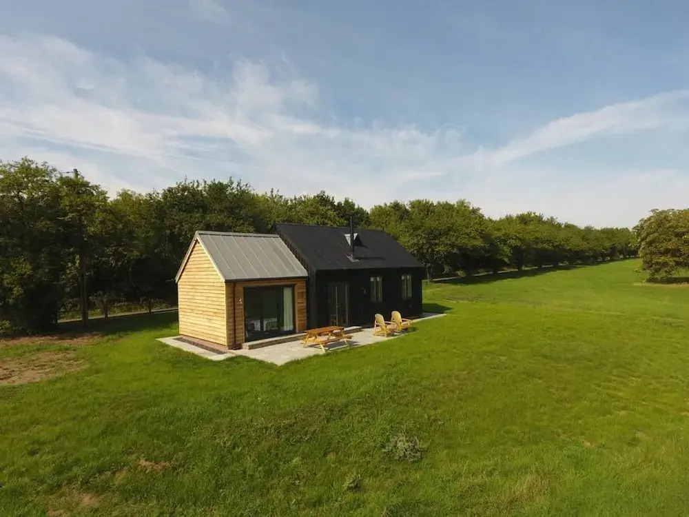 Rustic 1-bed Holiday Home in Suffolk Countryside